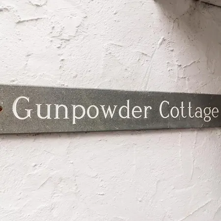 Holiday home Gunpowder